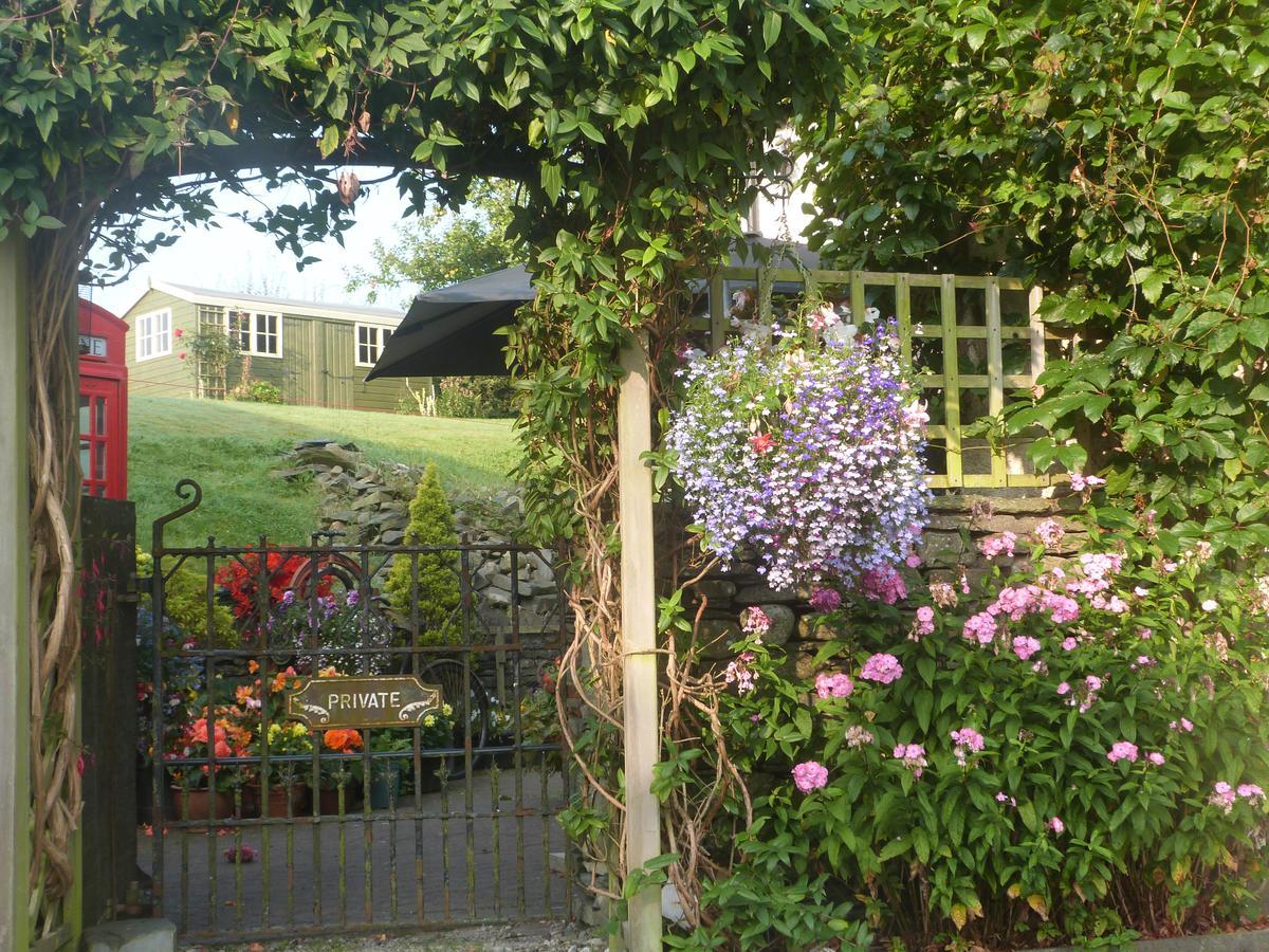 Bed and Breakfast Pomona Lowick Green Esterno foto